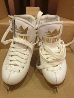 Профессиональные фигурные коньки Royal Skate