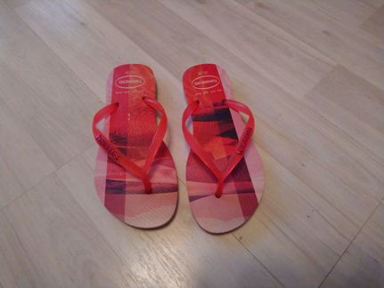 Шлепанцы Havaianas новые р 35-36