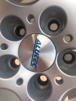 R16 5x114.3 7J H2 ET48 D70,1 Alutec Tornado Ориг