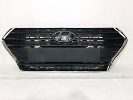 Решетка радиатора Hyundai Solaris 2017