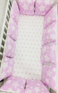 Бортики в кроватку, одеяло и подушка, простынь