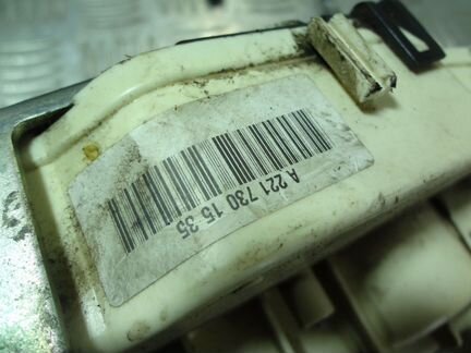 Замок двери задней левой Мерседес 221