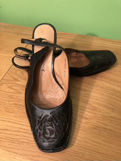 Туфли босоножки женские. 38 размер